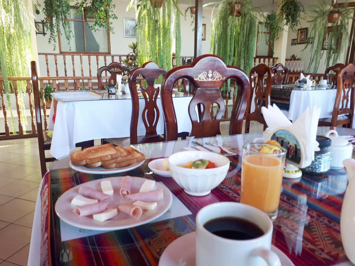 Hotel Casa Montero Quito Dış mekan fotoğraf