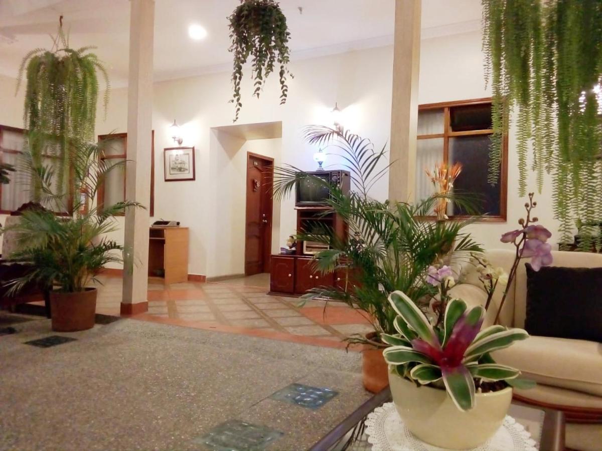 Hotel Casa Montero Quito Dış mekan fotoğraf